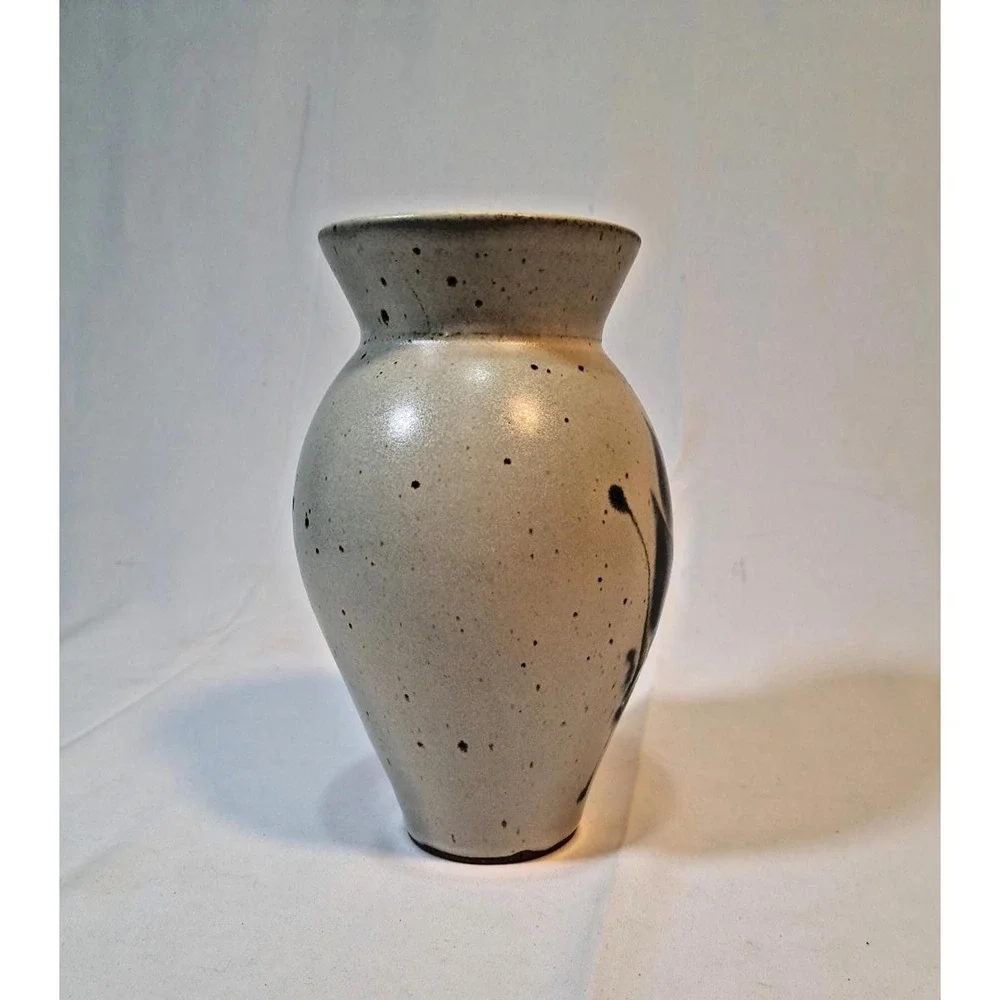 VTG 1988 Artist Signed Studio Pottery Speckled Blue Floral Stoneware Vase‎ 9.5